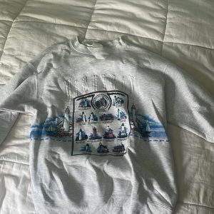 Michigan lighthouse sweatshirt crew neck